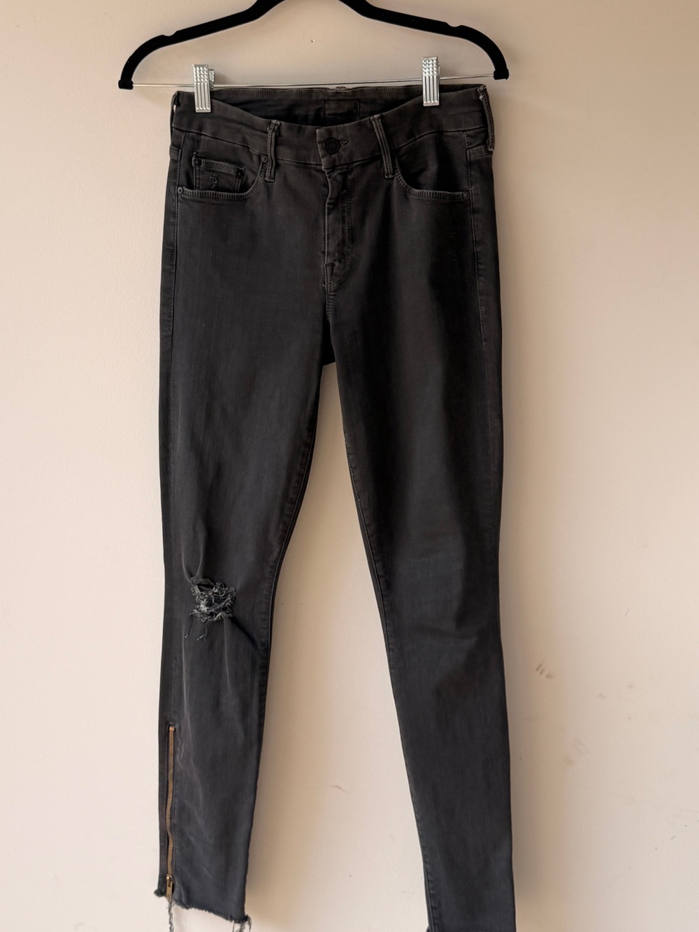 MOTHER Gray High-Rise Jeans with Branded Button